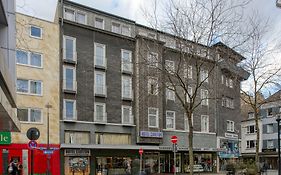 Hotel Carlton